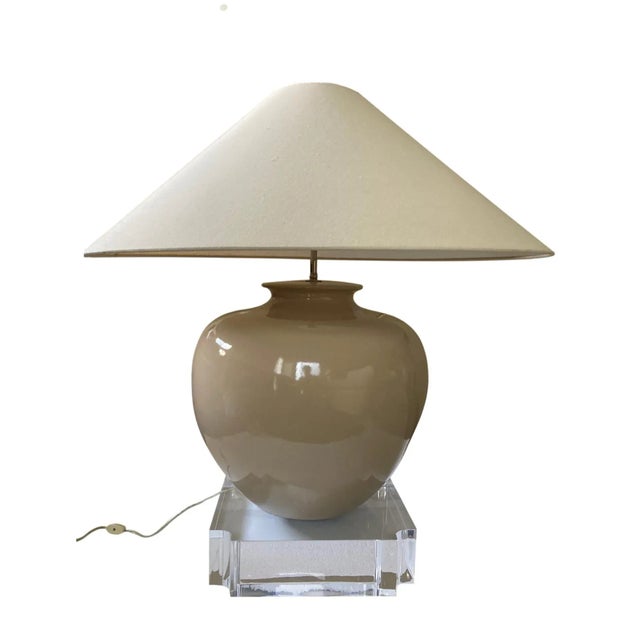 Large Beige Ceramic Urn Lamp on Thick Lucite Base, 1980's For Sale - Image 4 of 9