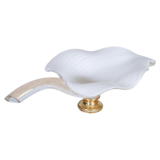 White Murano Lattimo Glass Centerpieces attributed to Franco Luce for Seguso Vetri Darte, 1970s, Set of 2 For Sale - Image 8 of 8