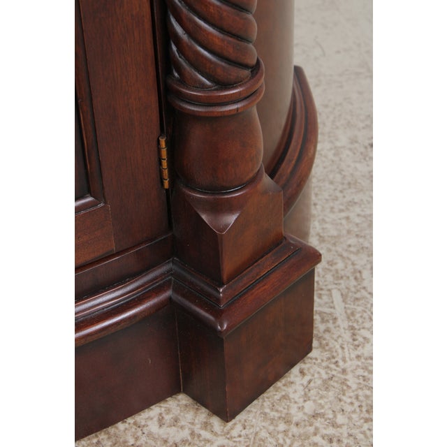 Henredon Bow Glass Mahogany Curio China Cabinet For Sale - Image 13 of 18