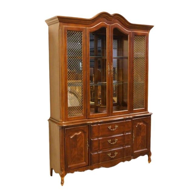 20th Century French Provincial Bernhardt Furniture Lighted China