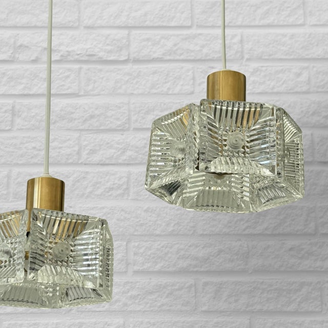 Orrefors Pendant Lamps in Brass and Glass by Carl Fagerlund for Orrefors, Sweden, 1960s, Set of 2 For Sale - Image 4 of 11