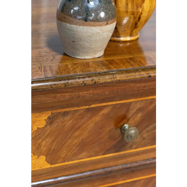 Brown Italian 1690s Walnut and Ash Three-Drawer Commode with Inlaid Décor For Sale - Image 8 of 17