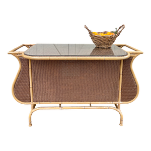 Vintage Tiki Bar
