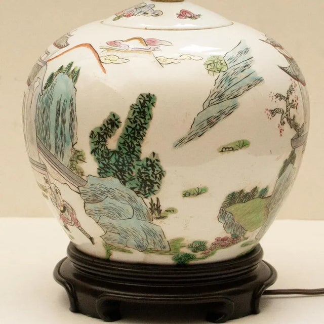 C. 1950s Vintage Chinoiserie Porcelain Table Lamp For Sale - Image 4 of 11