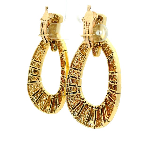 Contemporary Vintage American 18k Gold 5 Carat Diamond Articulated Hoop Earrings, Pair For Sale - Image 3 of 14