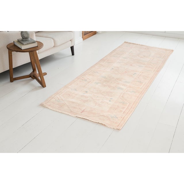 Peach Vintage Turkish Oushak Runner - Neutral Pastel Medallion For Sale - Image 8 of 10