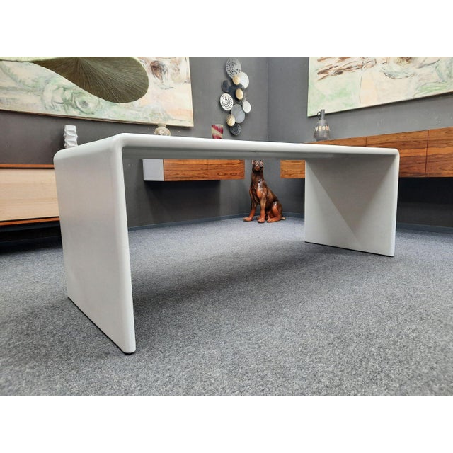 Mid-Century Modern Vintage Space Age Fiberglass Desk, 1970s For Sale - Image 3 of 13