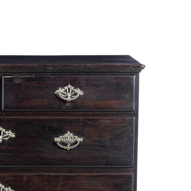 Quenn Mary Chest of Drawers, 18th Century For Sale - Image 4 of 6