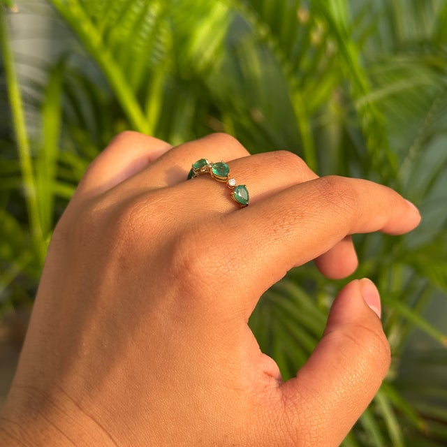 14k Gold Emerald Diamond Alternate Half Band for Wedding Ring Size 7 For Sale - Image 10 of 17