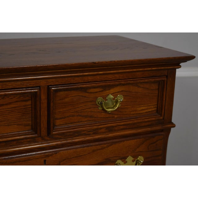 Lexington 2 Over 4 Drawer Oak Bedroom Chest For Sale - Image 9 of 12