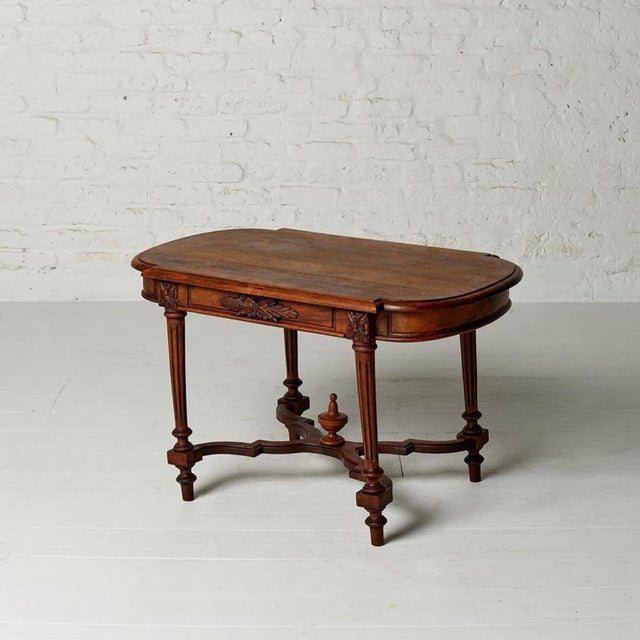 French Early 20th Century French Louis XVI Style Oak Coffee Table For Sale - Image 3 of 4