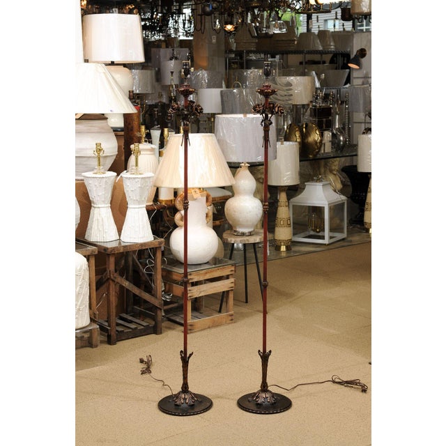 Italian Stunning Pair of 1940s Italian Tole Floor Lamps, Gilt & Garnet Red For Sale - Image 3 of 12