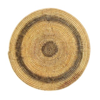 Early 20th Century Makenge Flat Wedding Basket 17.5 Inch Zambia For Sale