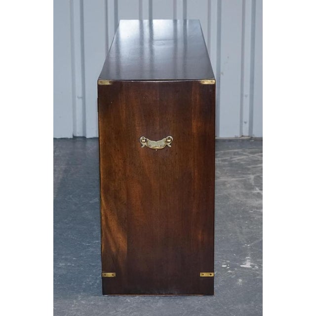 British Military Campaign Sideboard with Brass Fittings from Bevan Funnell, 1950s For Sale - Image 14 of 18