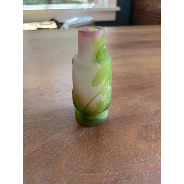 Early 20th Century Gorgeous Multi-Layered Emile Galle Signed Cabinet Vase For Sale In Seattle - Image 6 of 7