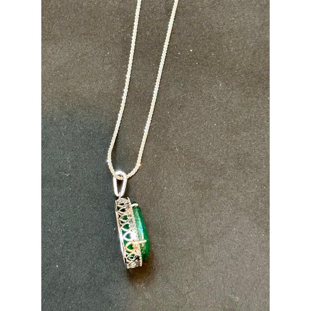 Arts & Crafts GIA Certified 19 Ct Pear Cut Emerald & 1 Ct Diamond Halo Pendent/Necklace 14 KWG For Sale - Image 3 of 18