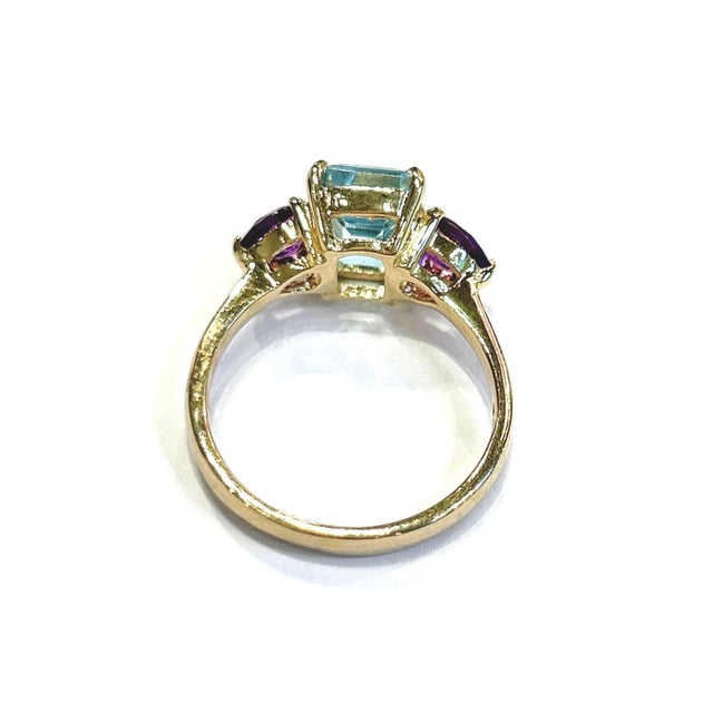 Bochic “Orient” Blue Topaz & Amethyst Ring Set In 18K Gold & Silver For Sale - Image 4 of 11