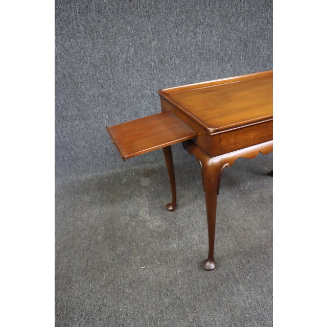 Late 20th Century C W Kittinger Queen Anne Style Mahogany Tea Table For Sale - Image 5 of 9