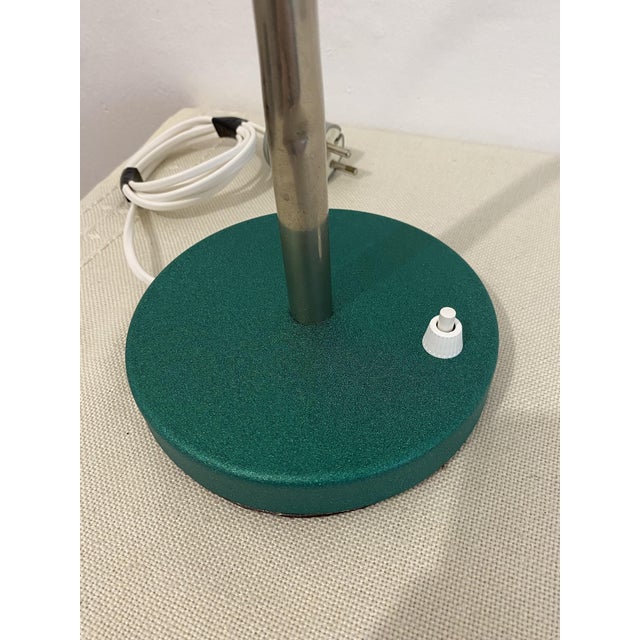 Metal Mid-Century Modern Adjustable Gooseneck Desk Lamp in Emerald Green, 1960s For Sale - Image 7 of 18