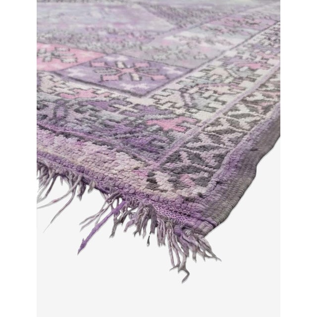 Vintage Moroccan Rug – Faded Lavender Tribal Wool Carpet This vintage Moroccan rug is a beautifully aged piece of Berber...