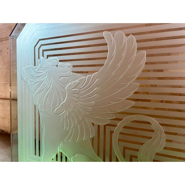 Mid 20th Century Art Deco Etched Glass Fireplace Screen With Brass Base For Sale - Image 4 of 7