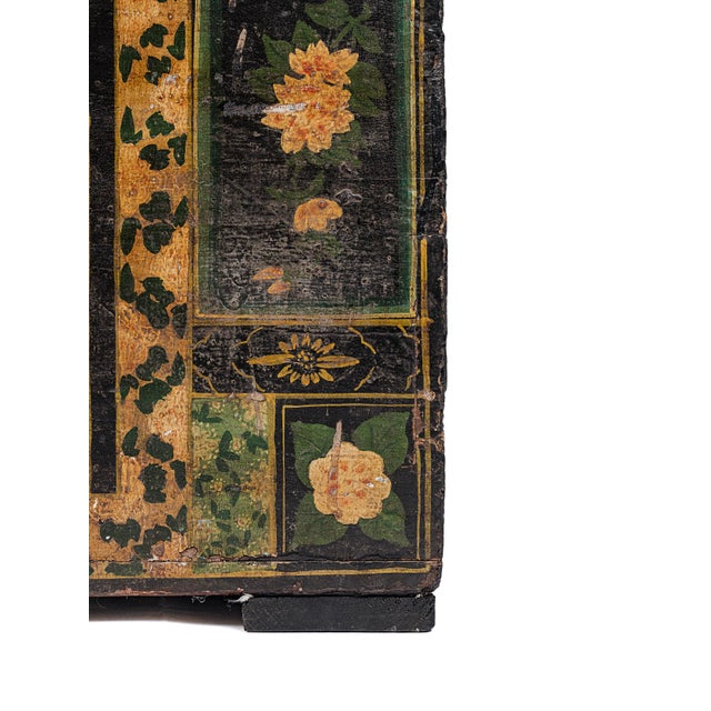 Antique Chinese Opera Trunk 1900 Late Qing Dynasty For Sale - Image 13 of 16