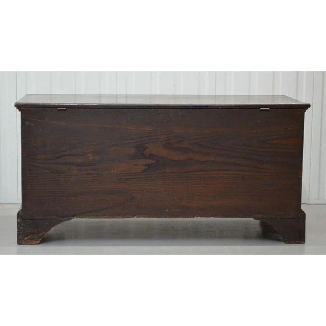 18th Century Georgian Elm Coffer or Chest with Hinged Lid, 1820s For Sale - Image 6 of 13