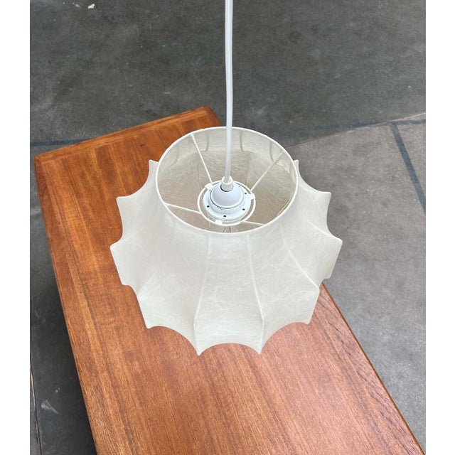 1960s Mid-Century Modern Cocoon Pendant Lamp, 1960s For Sale - Image 5 of 18