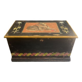 Vintage Painted Blanket Trunk with Hound Panel, 1920s For Sale