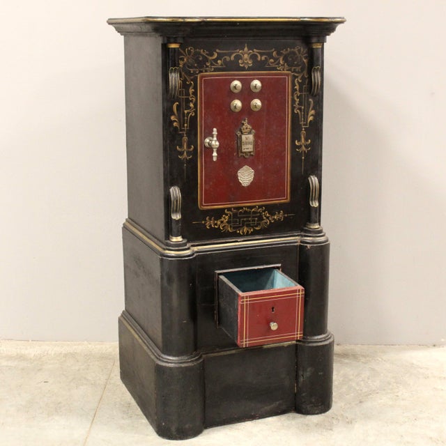 Safe in Wood and Iron For Sale - Image 4 of 18