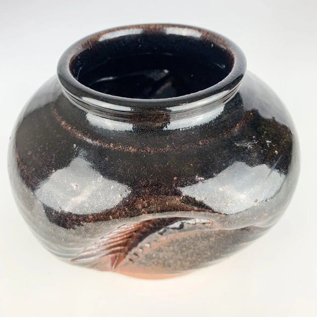 Mid-Century Modern Vintage Studio Art Pottery Textured Vase Artist Signed Brown Mid Century Modern South Western For Sale - Image 3 of 12