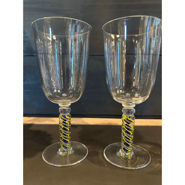 Set of 4 beautiful twist stem