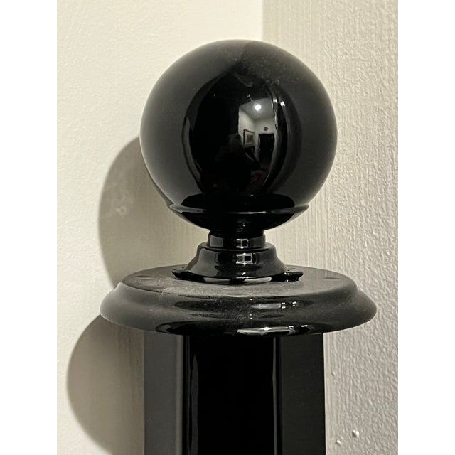 Black Lacquer Corner Trellis With Finial | Faux Regency Garden Support | Tall Decorative Plant Climber For Sale In Chicago - Image 6 of 6