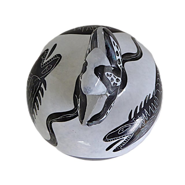 Black Caramba Crystal Apple Paperweight Ulrica Hydman Vallien Kosta Boda, Sweden 1990s For Sale - Image 8 of 11