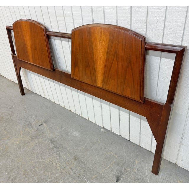 Mid-Century Modern Mid-Century Modern Lane 1st Edition King Size Walnut Headboard For Sale - Image 3 of 7