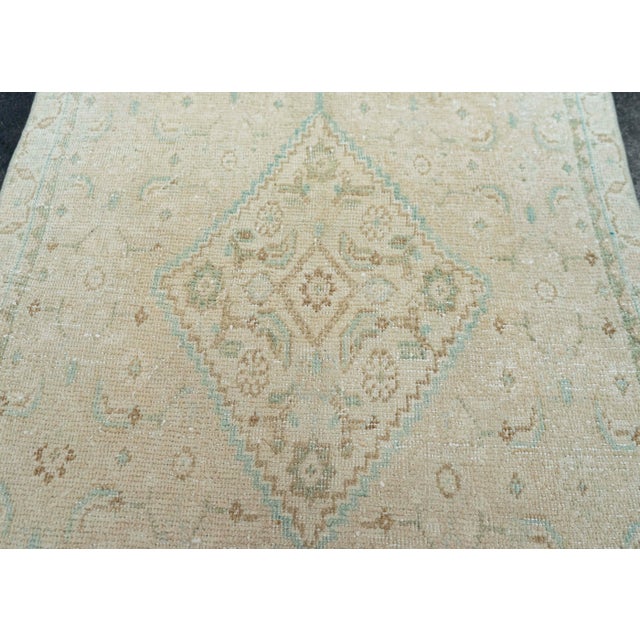 Turkish Vintage Rug 3' x 9'5" #21114 For Sale - Image 4 of 8
