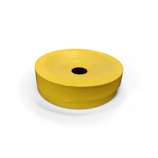 Vortice Ashtray in Yellow Ceramic by Franco Bucci for Laboratorio Pesaro, 1970s For Sale - Image 5 of 5
