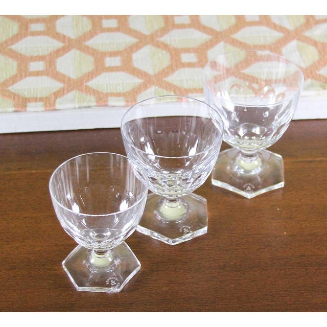 Ref # R & C 28000 Description: Superb 7 pc Crystal Set designed for Renwick & Clarke Pattern : Warwick Composition : 1-...