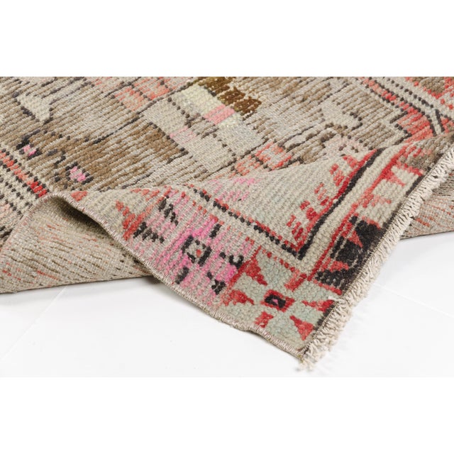 Faded Honey & Oatmeal Vintage Turkish Rug For Sale - Image 6 of 7