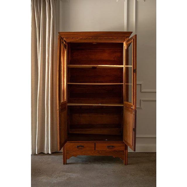 Antique 20th Century American Oak Kitchen Cupboard & Glass Display Hutch For Sale In Minneapolis - Image 6 of 18