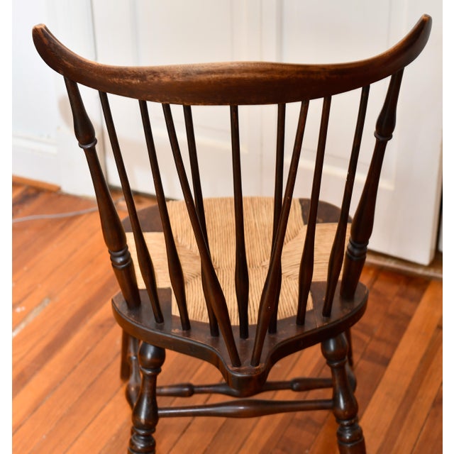 American 1940s Fruitwood Brace Back Windsor Rush Seat Side Chair For Sale - Image 3 of 8