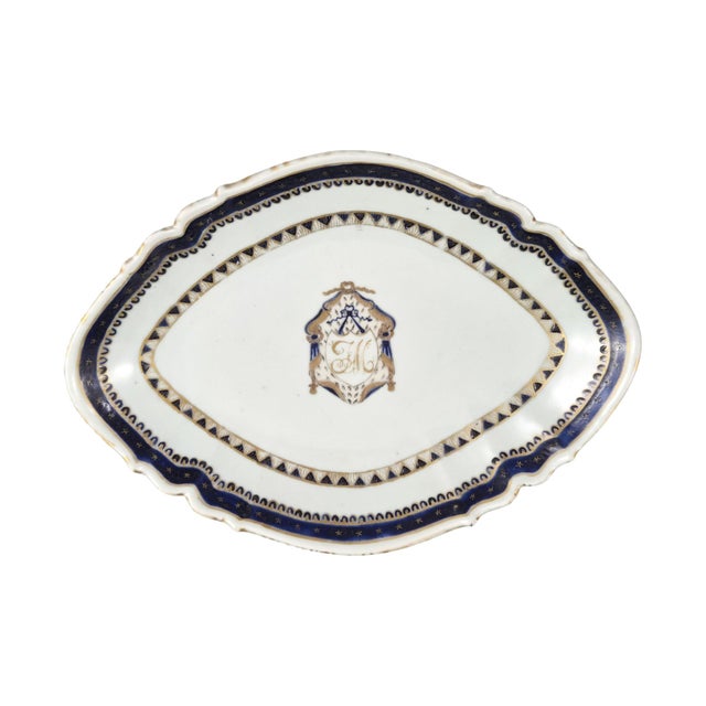 White Chinese Export JM Monogrammed Porcelain Service, 1780s, Set of 5 For Sale - Image 8 of 18
