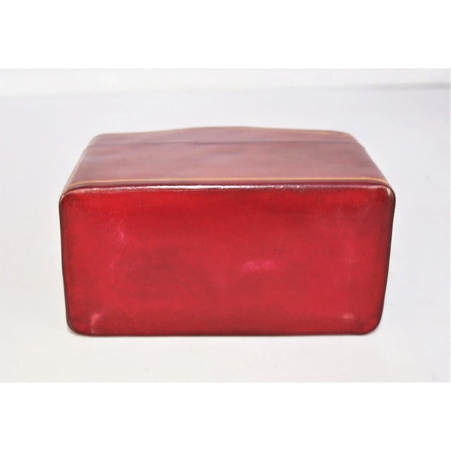 1990s Italian Hand-Crafted Leather Box for Playing Cards For Sale In San Francisco - Image 6 of 7