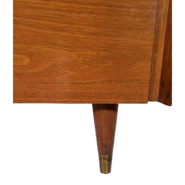 Brown Vintage American Mid-Century Modern Dresser Bachelor Chest by John Stuart For Sale - Image 8 of 17