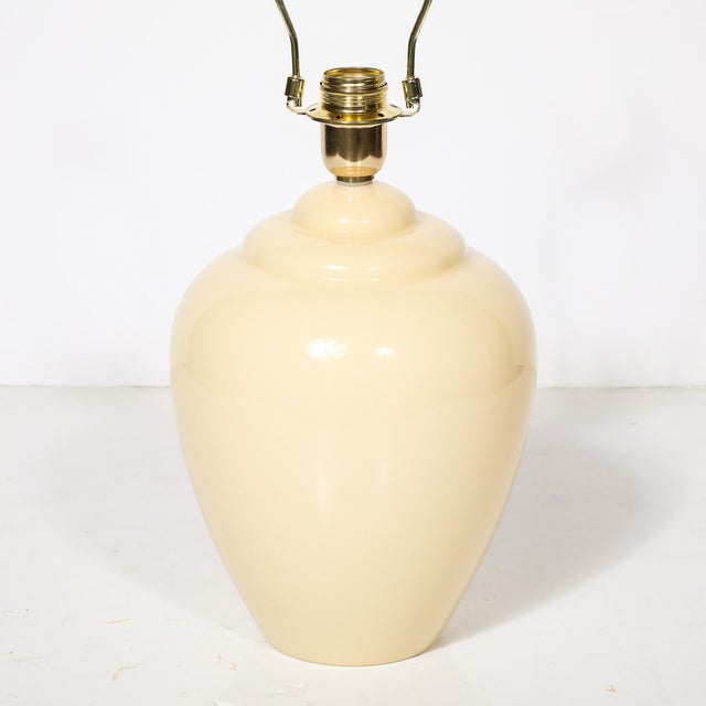 Mid-Century Modern Pair of Modernist Hand-Blown Murano Glass Urn Form Vellum Hue Table Lamps For Sale - Image 3 of 11
