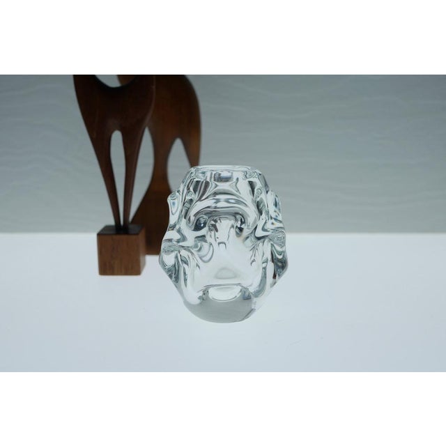 Small Mid-Century Modern Handmade Clear Crystal Vase by Börne Augustsson for Åseda For Sale - Image 5 of 11