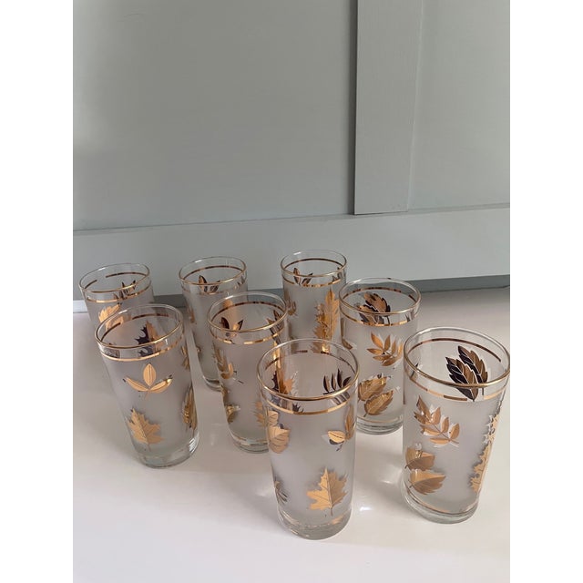 Mid Century Highball Glasses Libbey Frosted W 22 Karat Gold Leaf, Set of 8 With Caddy For Sale - Image 9 of 11