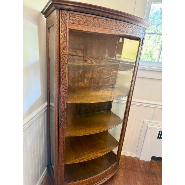 Late 19th Century Tiger Oak Curved Glass China Cabinet For Sale - Image 12 of 12