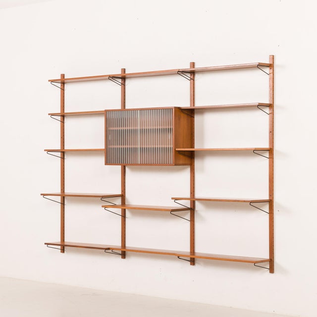 Mid-Century Modern Vintage Danish Teak Wall Unit in the style of Poul Cadovius, 1960s For Sale - Image 3 of 14