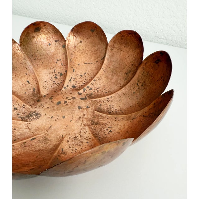 Vintage Scalloped Copper Bowl For Sale In Sacramento - Image 6 of 8